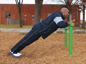 T Bar Station UP197 Outdoor Fitness Station 2