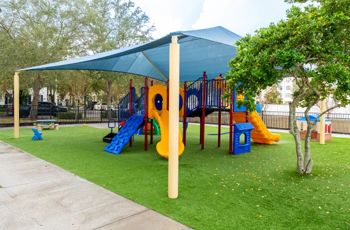 playground-turf-synthetic-turf-fake-grass-play-area_5