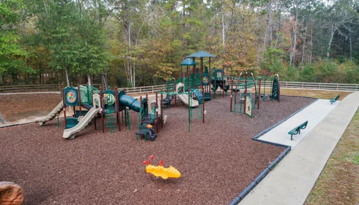dayton-texas-neighborhood-hoa-playground-equipment-rubber-mulch-site-furniture- (22)