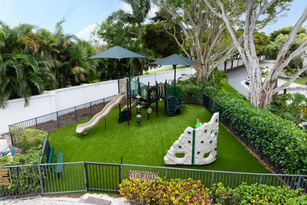 boca-raton-florida-neighborhood-hoa-playground-equipment-turf-site-furniture- (1)