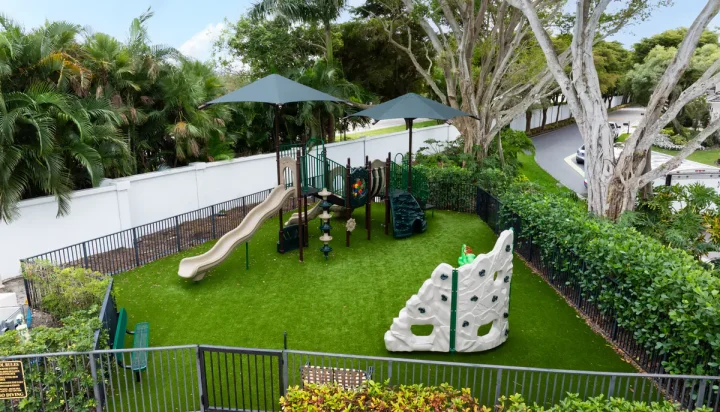 boca-raton-florida-neighborhood-hoa-playground-equipment-turf-site-furniture- (1)